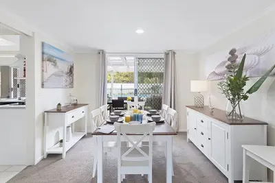Image de Bayside Fingal Bay Beach house for the whole Family