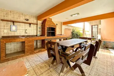 Image de IncrĂvel casa com churrasq em Miguel Pereira\/Rj