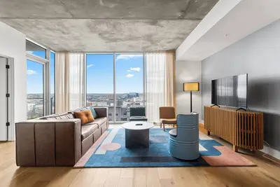 Image de Austin Affinity Lake View Penthouse