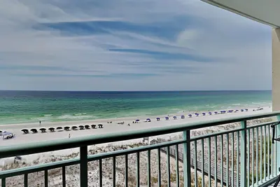 Image de Pelican Isle #511 Gulf Front Condo, Great Location + Amenities!