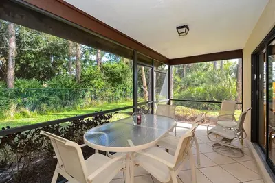 Image de Spacious Cozy Tropical Retreat