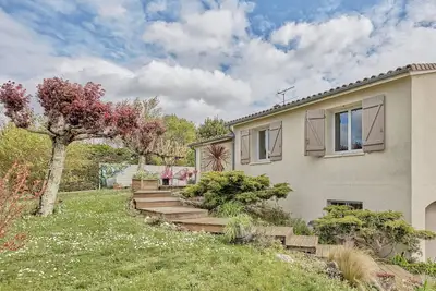 Image de Maison Moirax - Avec jardin et terrasses