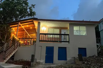 Image de Casa Lolo on hills of Culebra, mountain and airport views.