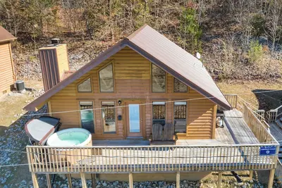 Image de Chalet with 2 Bedrooms lakeside to Dale Hollow Lake #17