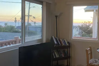 Image de Morro Bay Beach House - walk to the beach!