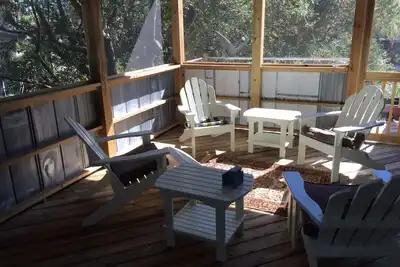 Image de Seaside Retreat, Steps to the Beach, Pet Friendly, Huge Porch