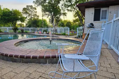 Image de Pearland Staycation Venue