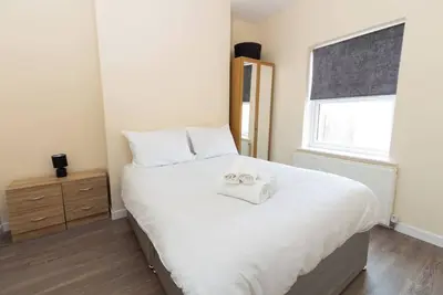 Image de Seaside Retreat: 2br Apt in Southport