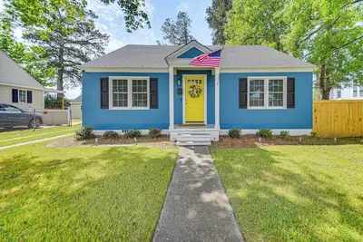 Image de Elizabeth City Abode w/ Fenced Yard, Near Downtown