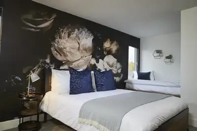 Image de West Rose Serene Escape
