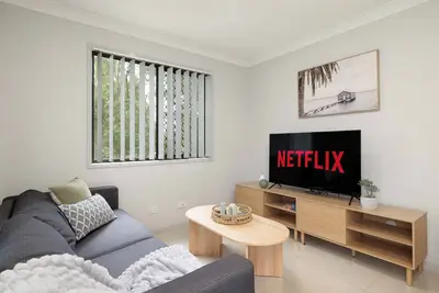 Image de Modern Rocklea 2br | Near Shops w/ Parking | 273b2