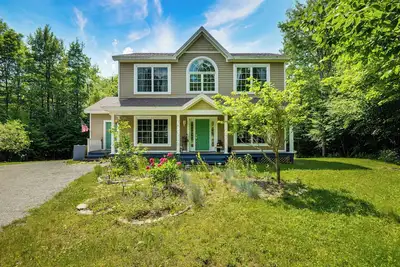 Image de 12 Mi to Lake Whitingham: Vermont Summer House