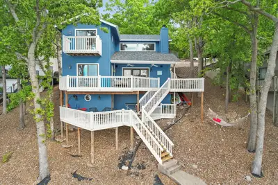 Image de Lakeside Oasis! Private Dock, Boat Slip & More! Dl