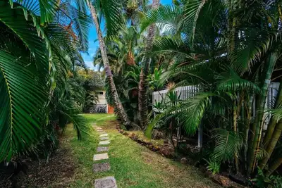 Image de Waimea Bay Cottage - Steps to beach, Ac