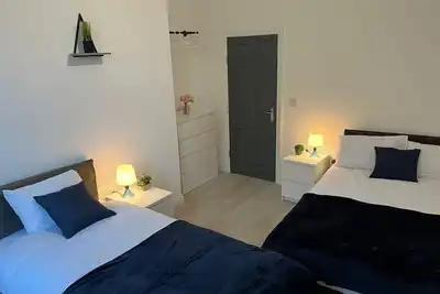 Image de Wonderful 2 bed flat in the town centre/free parking.