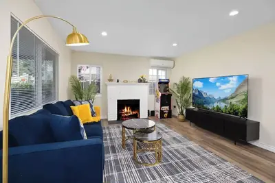 Image de The Cove. Newly Remodeled Home.