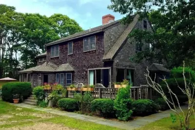 Image de Beautiful Oak Bluffs Family Estate