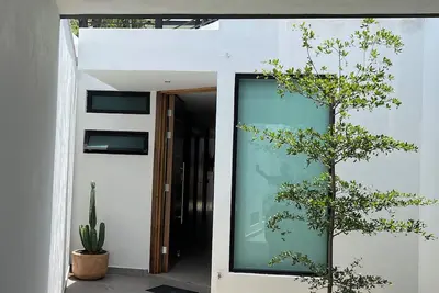 Image de Ideal house for a family of two adults and two children