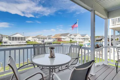 Image de Near Beaches & Shops: Canal-Front Selbyville Home