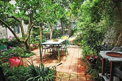 Image de La maison de jardin de citronniers du Borgo