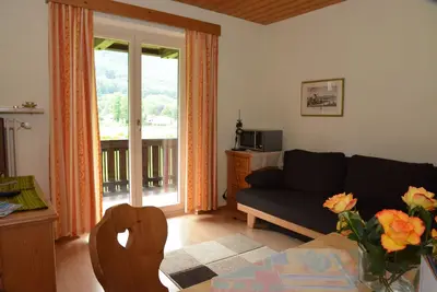 Image de Iii Ferienwohnung 50 qm mit Einem Separaten Schlafzimmer, WohnkĂĽche, SĂĽd/westbalkon