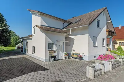 Image de Appartement 'Ferienwohnung Viola In Schwanau' avec terrasse privée, jardin partagé et Wi-Fi