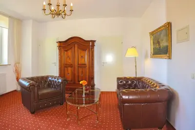 Image de 2-room apartment no. 8, 45m², attic, south - Waldhaus Gronenberg