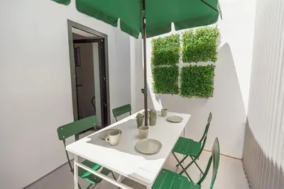 Image de Lapa Stylish Apartment B With Terrace by Vacationy