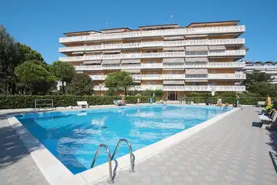 Image de Appartement avec vue sur la terrasse privée