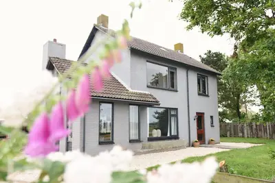 Image de Detached house and unique location
