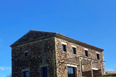 Image de Maison en Pierre Près des Gorges de Lardèche à Labri des Regards