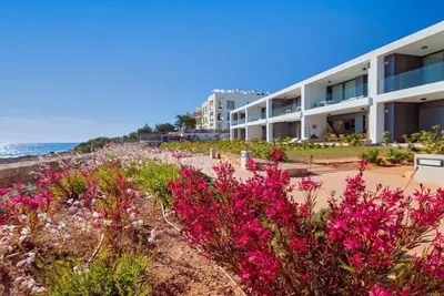 Image de Seasonal rental: Apartment at first sea line with amazing views in Ibiza