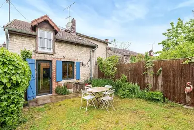 Image de Belle maison à Bayel avec WiFi