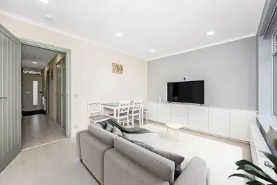 Image de Pass the Keys | Stylish Home| Garden|Ten Mins to Central London