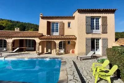 Image de Faïza  - Quatre Chambres Villa, Couchages 8