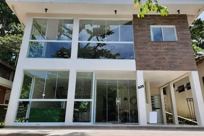 Image de Casa Praia e Serra: Condomínio Fechado e Contato com a Natureza, 5 min da Praia!