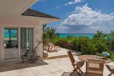 Image de Karukera Beach Cottage - Pink Sands Beach