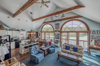 Image de Four Season Ski, Lake & Golf Home on Beautiful Lake Rescue in Ludlow