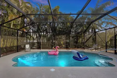 Image de Luxurious 4 Bedroom Pool Paradise