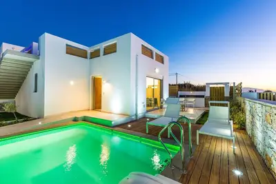 Image de Marvelous Rethymno Villa | Villa Kokushibo | 2 Bedrooms | Beach Front | Private Outdoor Swimming Pool and Hot Tub | Pigianos Kampos