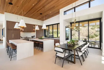 Image de New Contemporary Home Near Deer Valley East, Lake & Mtn Views - Flexible Rates