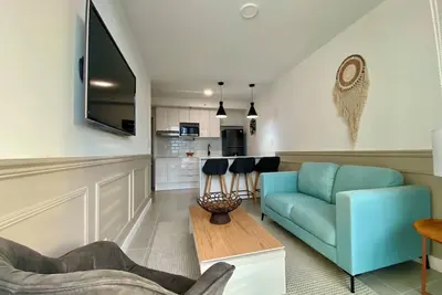 Image de Cozy Apartment with a local touch. Pet- Friendly!