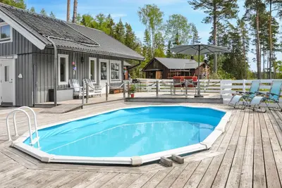 Image de Superbe maison à Hammarö avec vue sur.