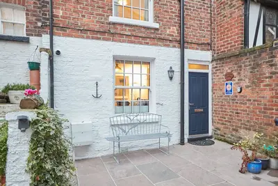 Image de Cottage-Dog Friendly-Salle de bain privée-Vue sur la cour