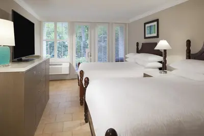 Image de Serene Resort Room with Private Beach & Spa - Perfect Key West Escape