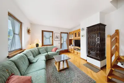 Image de Appartement 'Al Pelmo A Vinigo' avec vue sur les montagnes, terrasse privée et Wi-Fi