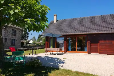 Chalet 'Mon Petit Coin De Paradis' avec terrasse privée et jardin privé