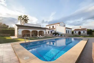 Image de Villa 'Lluca' avec vue sur les montagnes, Wi-Fi et climatisation