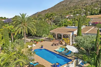 Image de Villa 'Flores' avec piscine privée, Wi-Fi et climatisation