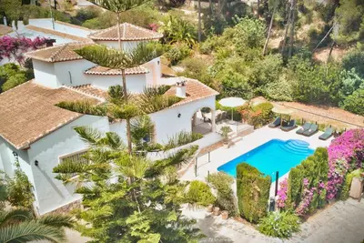 Image de Villa 'Palmera' avec piscine privée, Wi-Fi et climatisation.